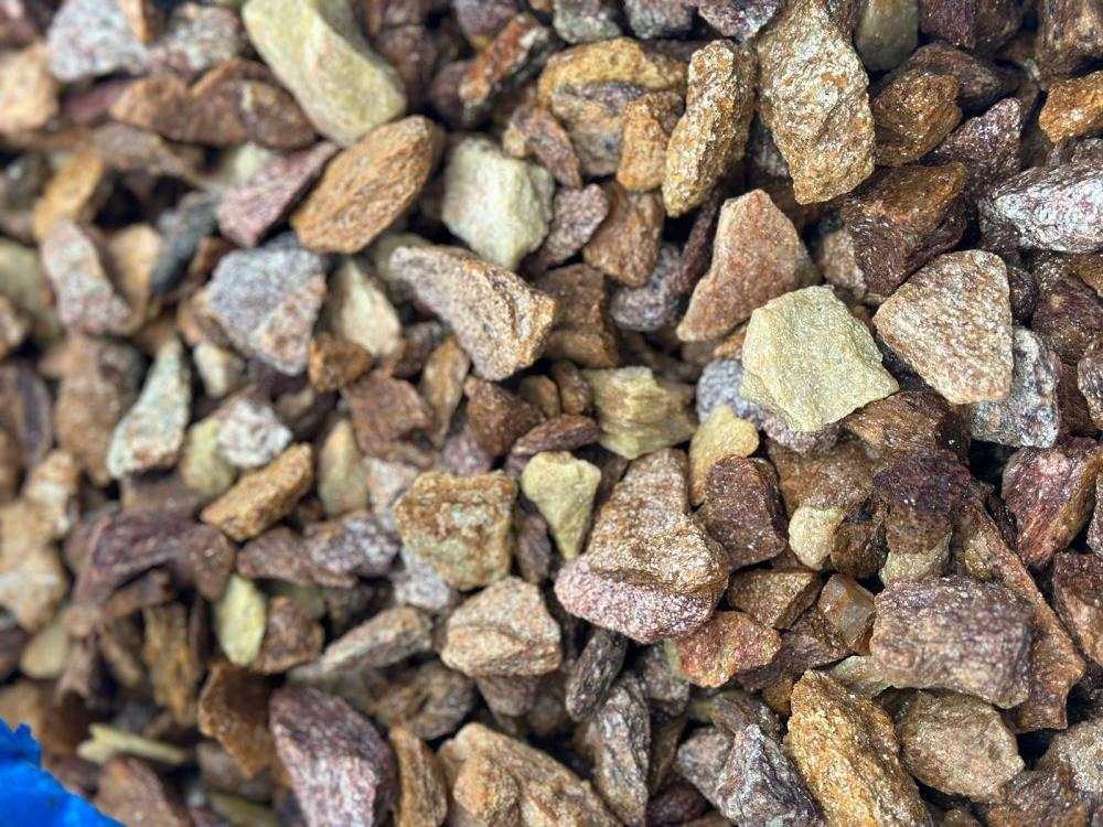 Златолит персиковый декоративная каменная крошка купить в Дмитрове