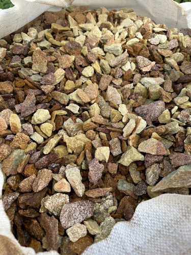 Златолит персиковый декоративная каменная крошка купить в Дмитрове