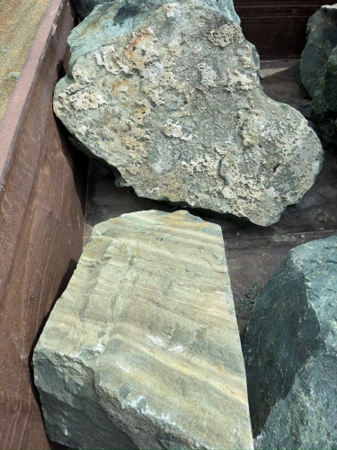 Ландшафтные глыбы зелёные 200-500 килограмм купить в Дмитрове