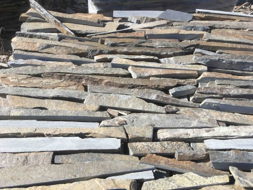 Горбушка златолит мультиколор для облицовки купить в Дмитрове