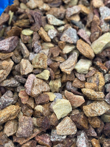 Златолит персиковый декоративная каменная крошка купить в Дмитрове