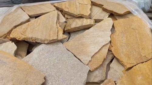 Плитняк златолит жёлтый для цоколя купить в Дмитрове