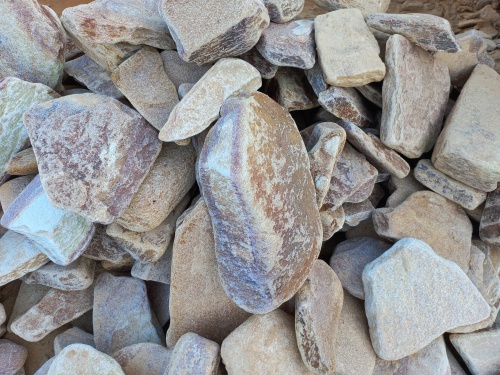 Златолит жёлтый, жёлто-зелёный глыбки и валуны для ланшафтного дизайна купить в Дмитрове