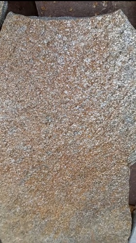 Плитняк златолит серебристый для цоколя, отмостки купить в Дмитрове