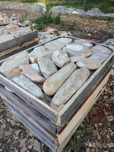 Златолит жёлтый, жёлто-зелёный глыбки и валуны для ланшафтного дизайна купить в Дмитрове