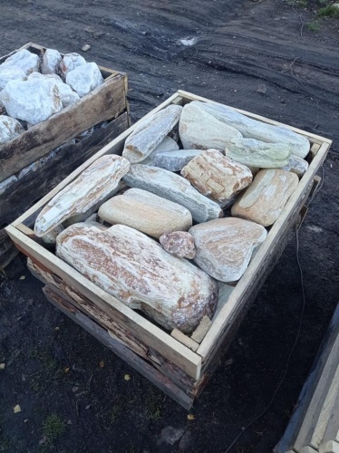 Златолит жёлтый, жёлто-зелёный глыбки и валуны для ланшафтного дизайна купить в Дмитрове