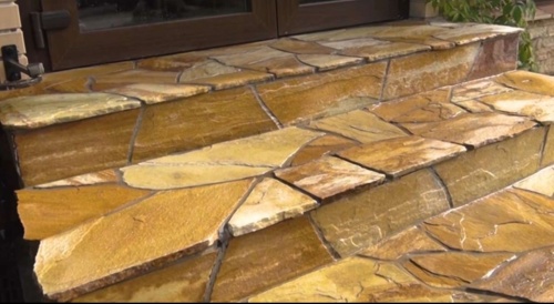 Плитняк златолит жёлтый золотистый для отмостки купить в Дмитрове