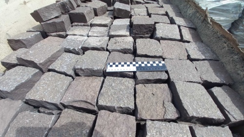 Лемезит колотая брусчатка 10 * 10 см. для парковки купить в Дмитрове